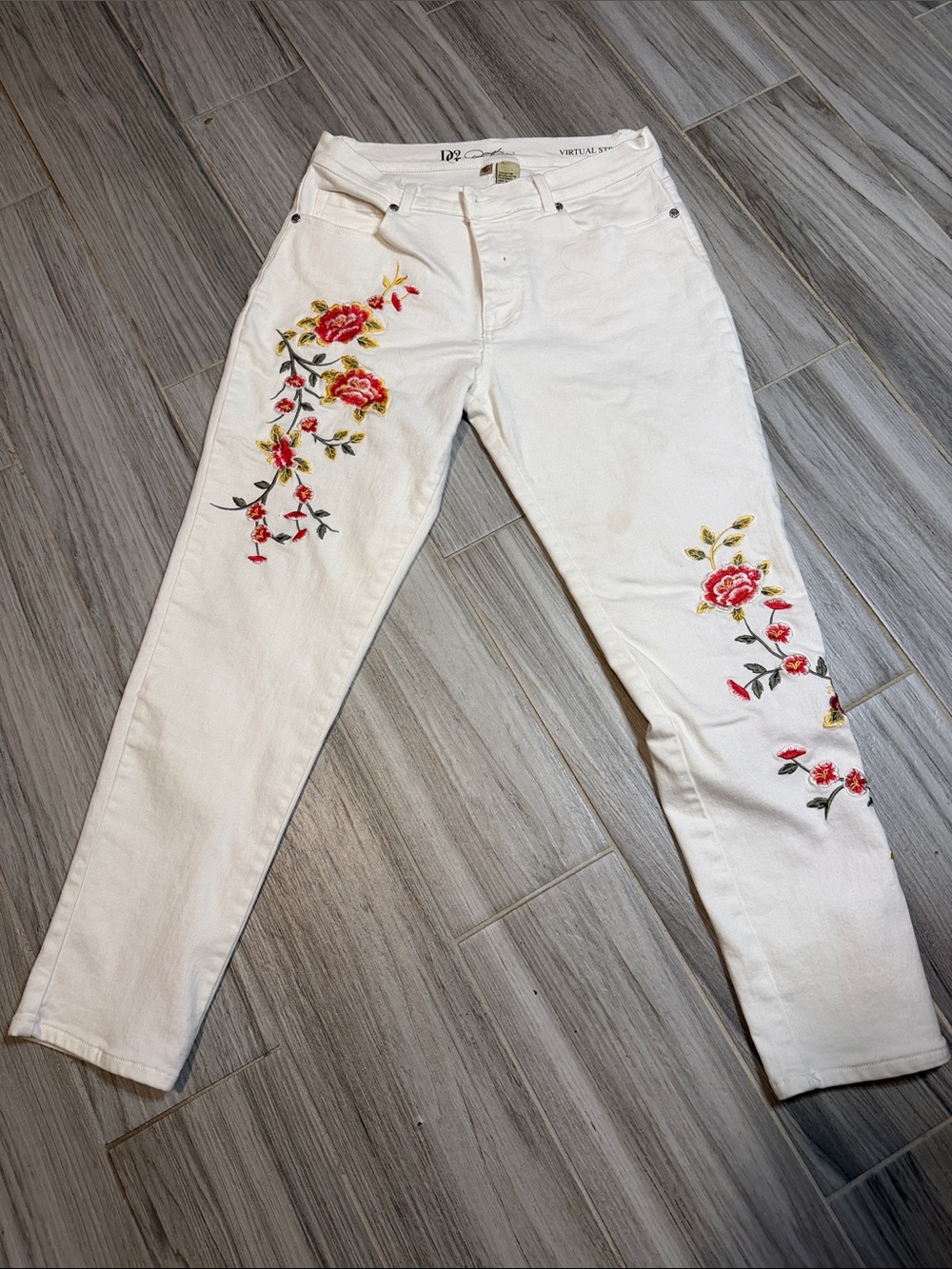 DG2 by Diane Gilman White Skinny Jeans with Red & Pink Floral Embroidery